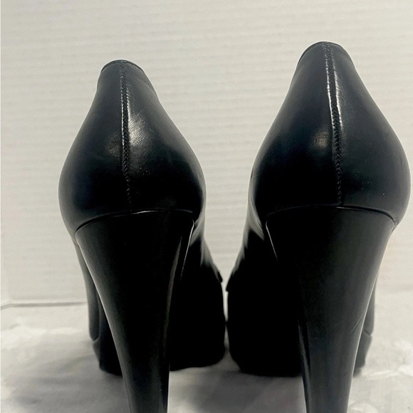 Prada Women's Classic Black Heels - Picture 3 of 9